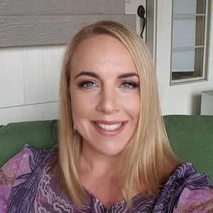 Meet your Posher, Suzy